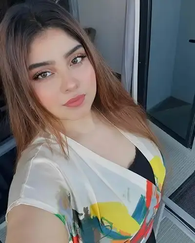 Umri Escort